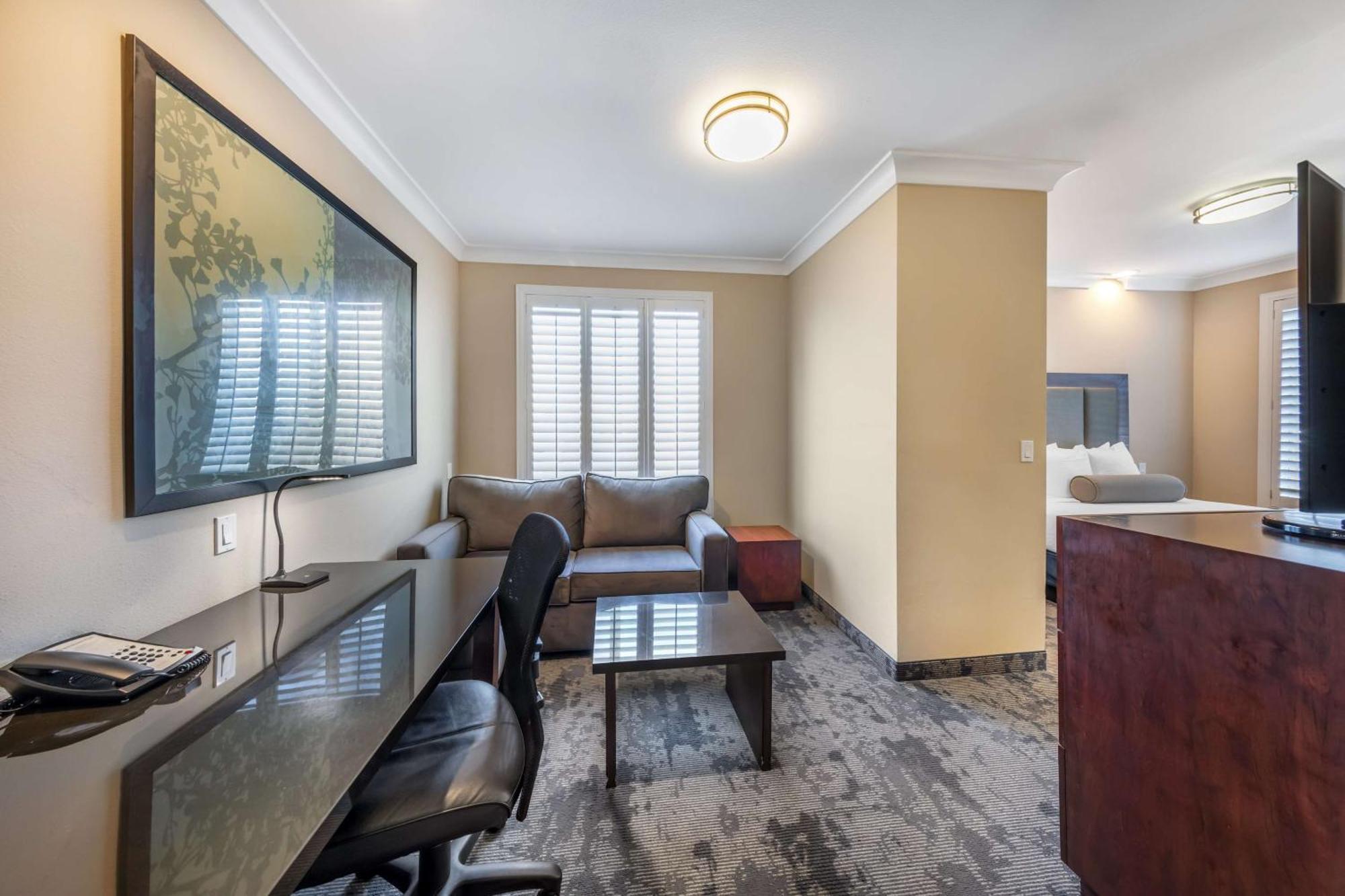 Best Western Plus Avita Suites Torrance Exterior photo