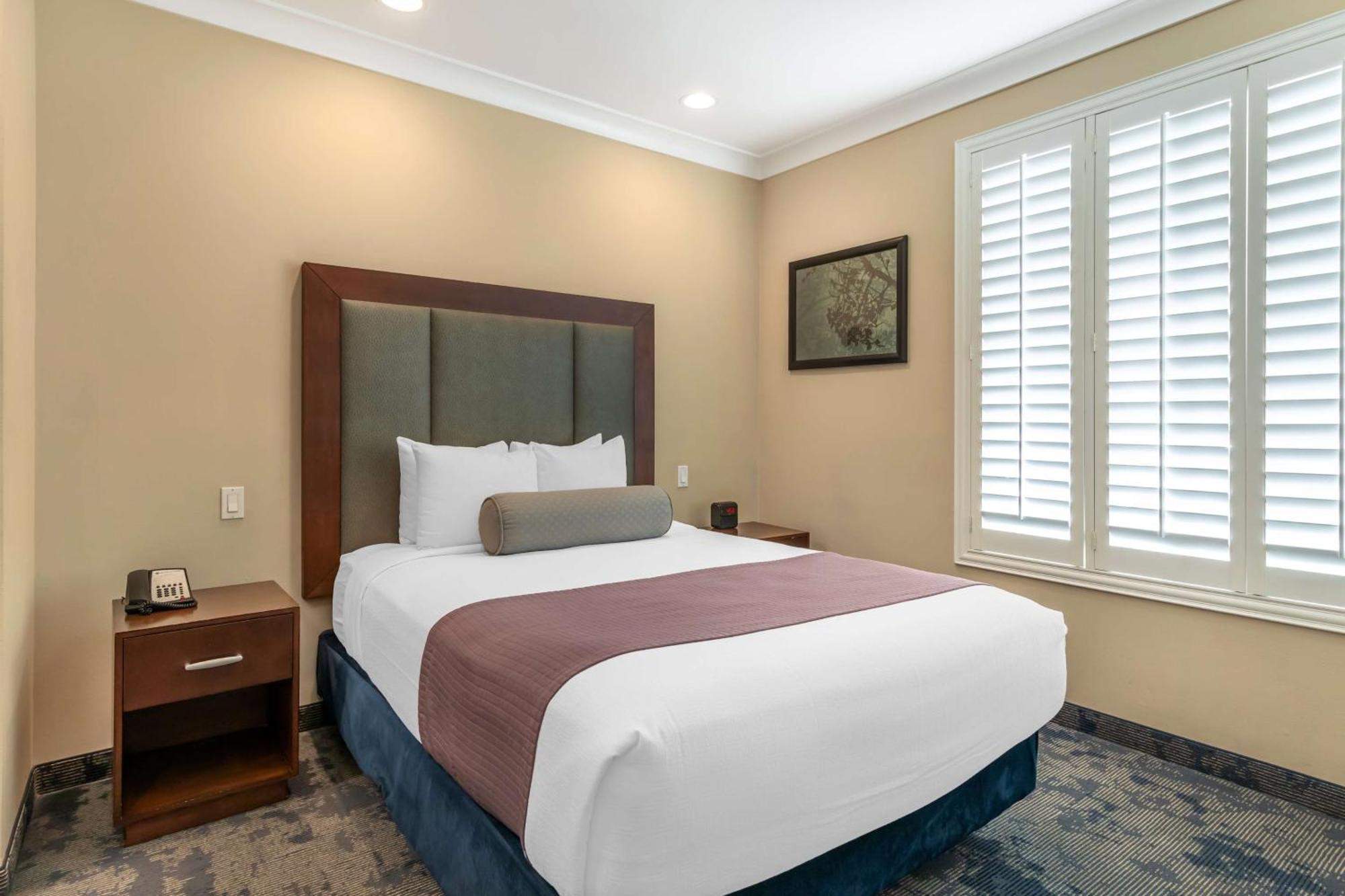 Best Western Plus Avita Suites Torrance Exterior photo