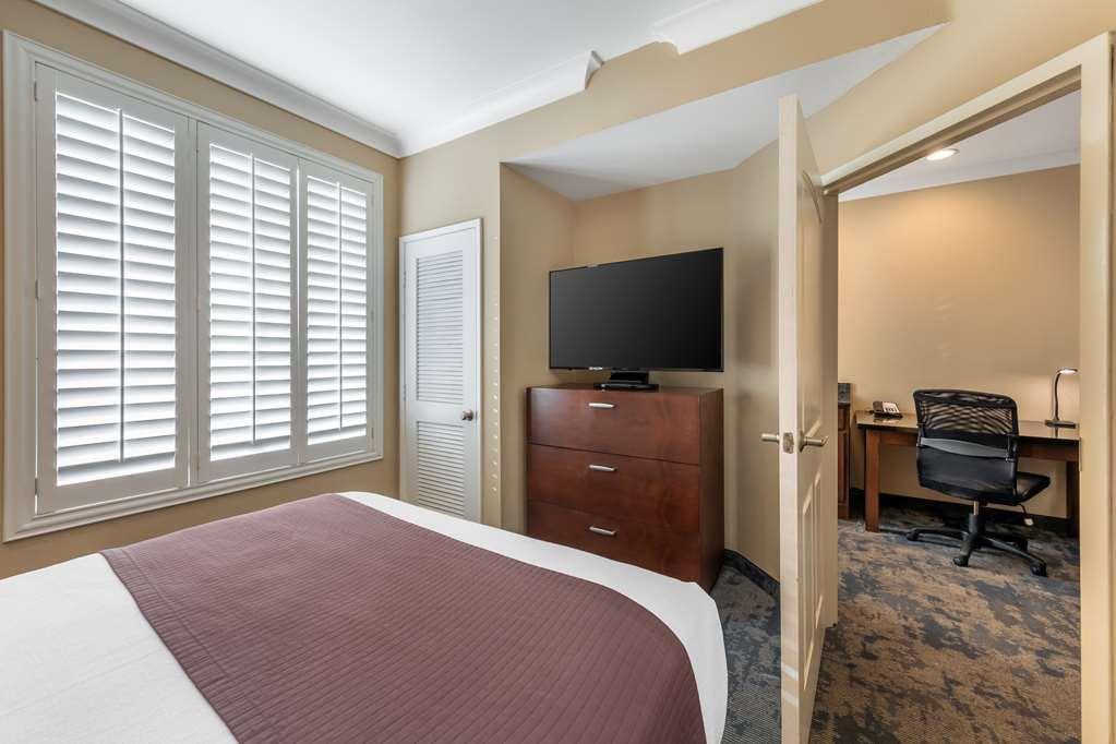 Best Western Plus Avita Suites Torrance Room photo